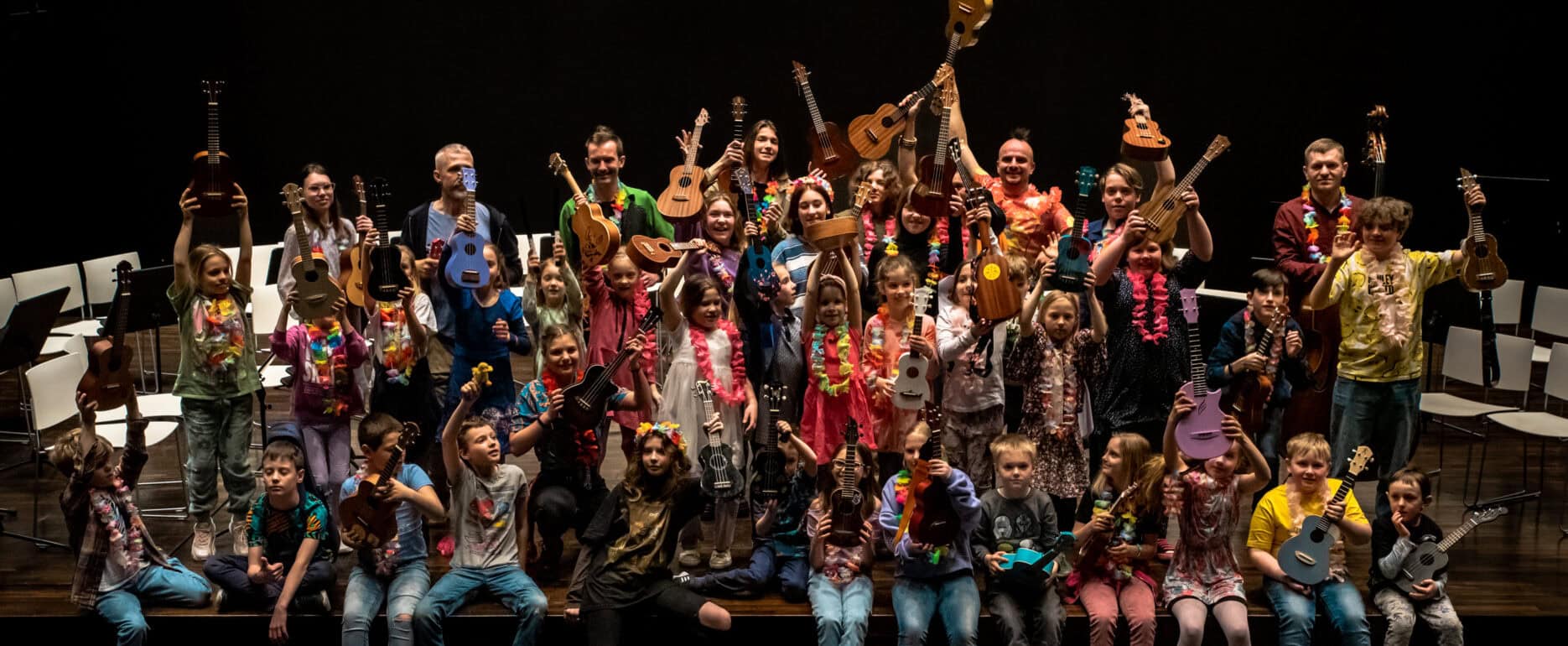 2023 05 08 Akukulele w Filharmonii grupowe 013