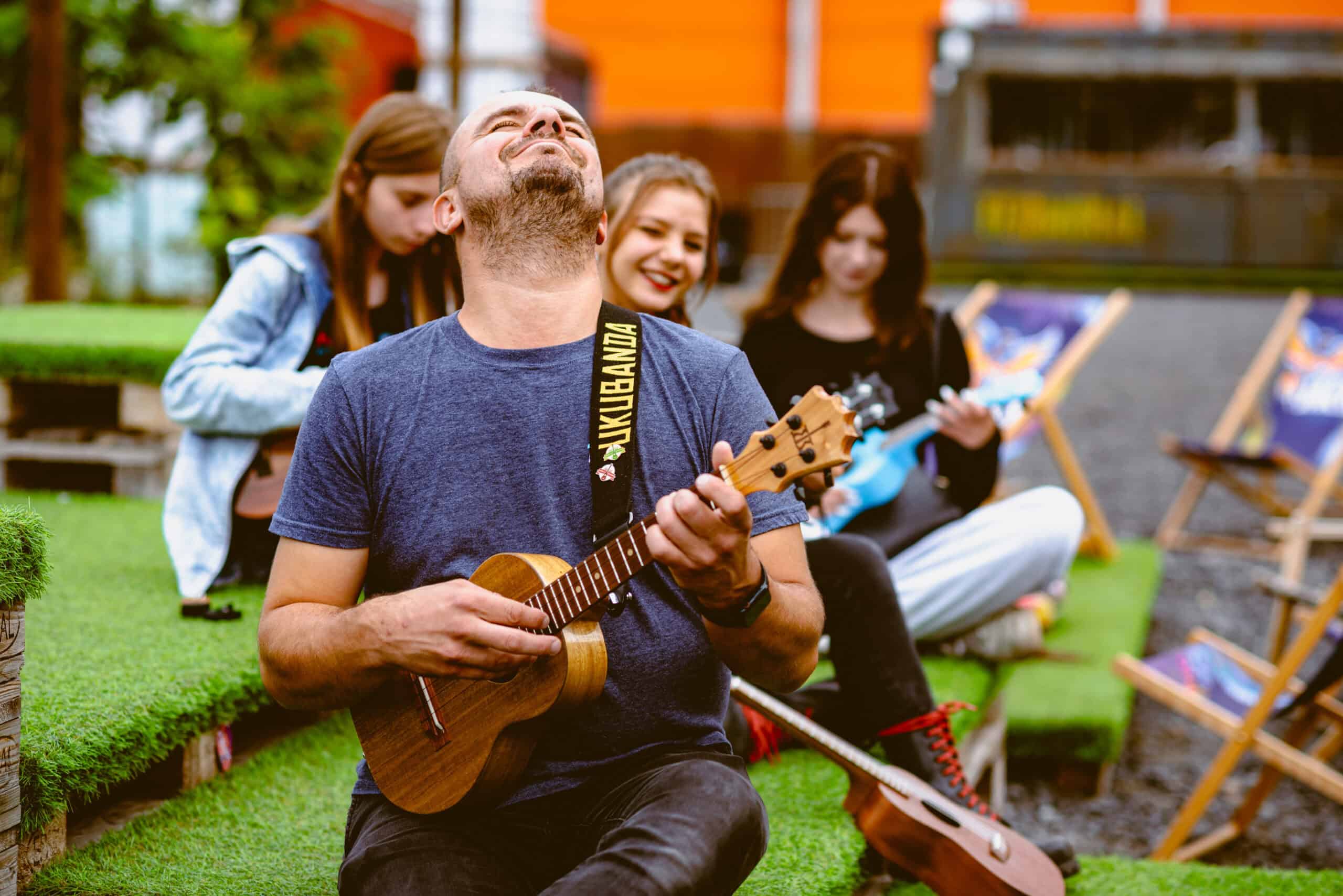 2023 09 03 ukulele 007 scaled